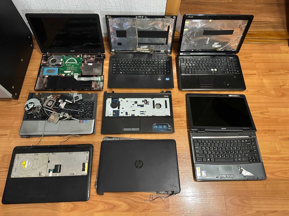 Продажа запчастей от ноутбуков одним лотом