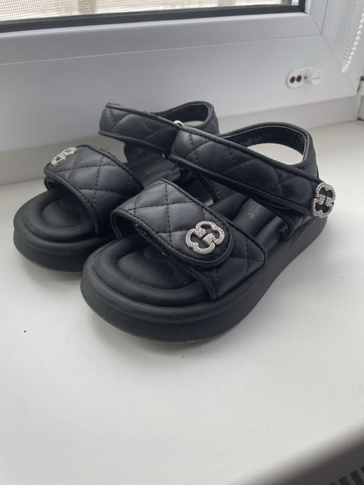 Блсоніжки на дівчинку