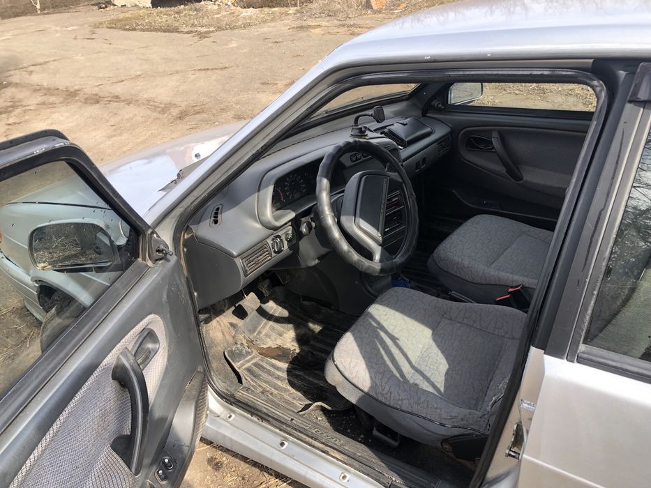Автомобіль Ваз2114