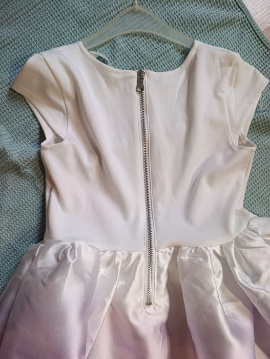 Святкова пишна сукня 8-10 років