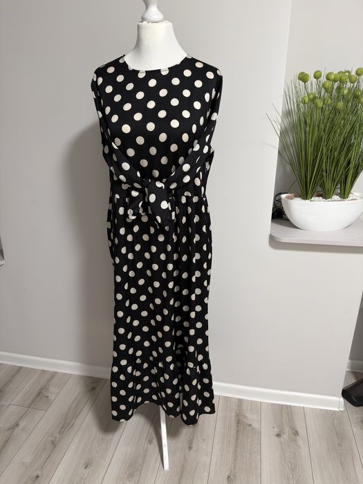 Sukienka w grochy M-XL