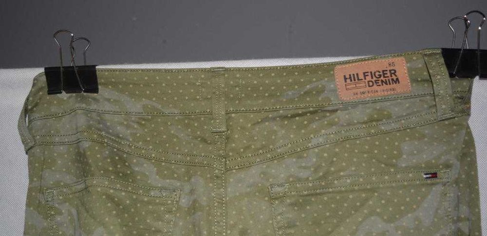 Spodnie moro Tommy Hilfiger 31/34