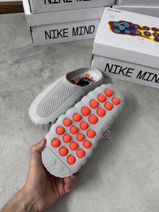 Тапки Nike Mind 001