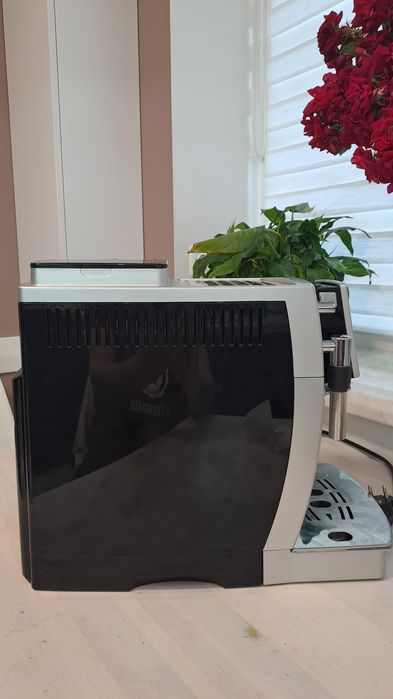 Кавомашина Delonghi Ecam23.420.SB