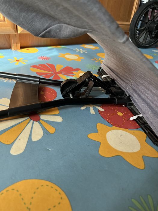 Дитячий шезлонг для немовлят