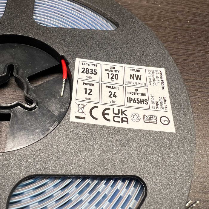 Tasma LED 2835 24V 12W m 120 LED m Neutral White IP65HS rolka 5m nowa