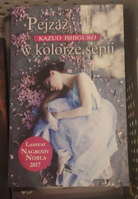 Pejzaż w kolorze sepii Kazuo Ishiguro książka