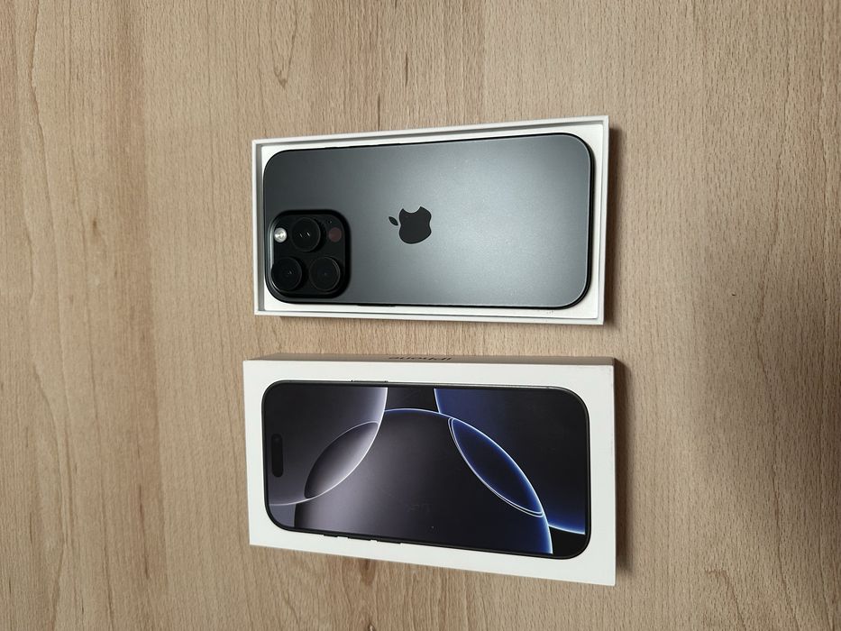 iPhone 16 pro IDEALNY STAN