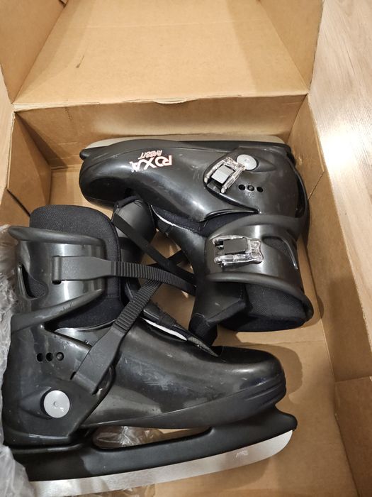 Łyżwy regulowane rozm. 37-41