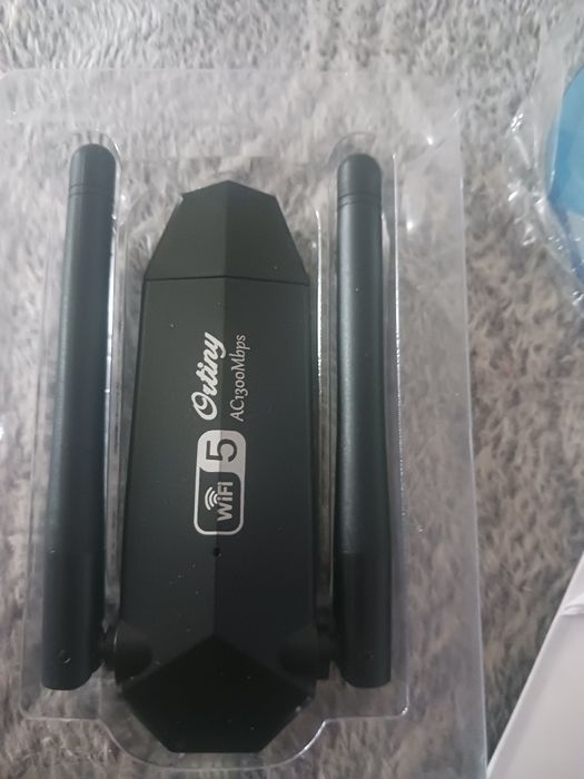 Zestaw wzmacniacz wi-fi oraz rysik do iphone plus kabelki gratis