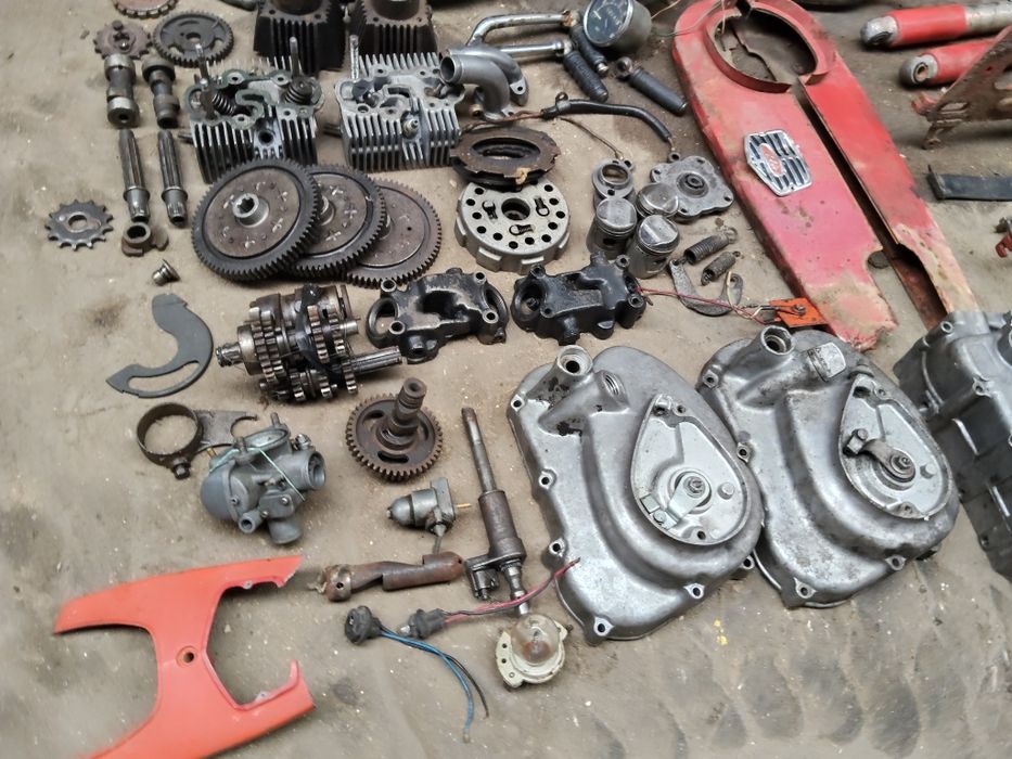 Peças Honda c110 anos 60