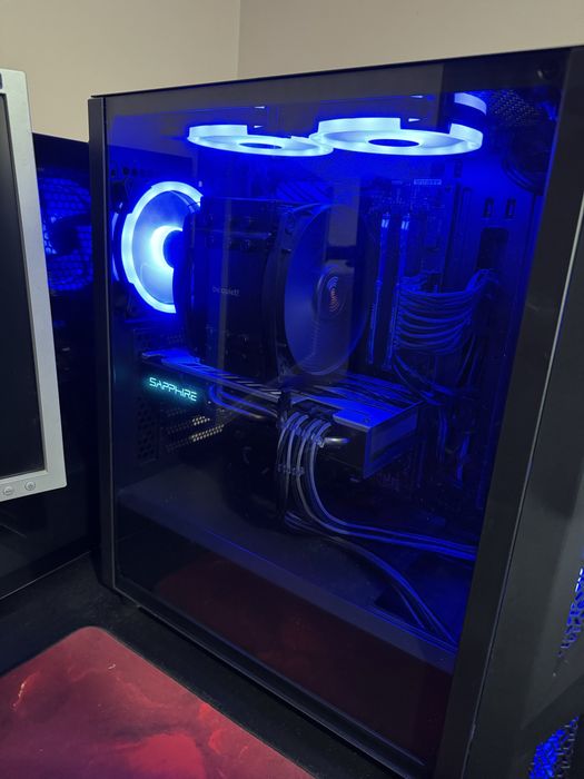 Vendo Computadores + Monitores + Cadeira + Secretária + Acessorios