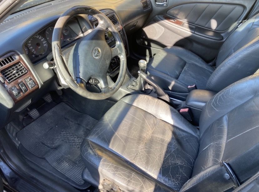 Toyota Avensis S/D 2.0 D4D Sol