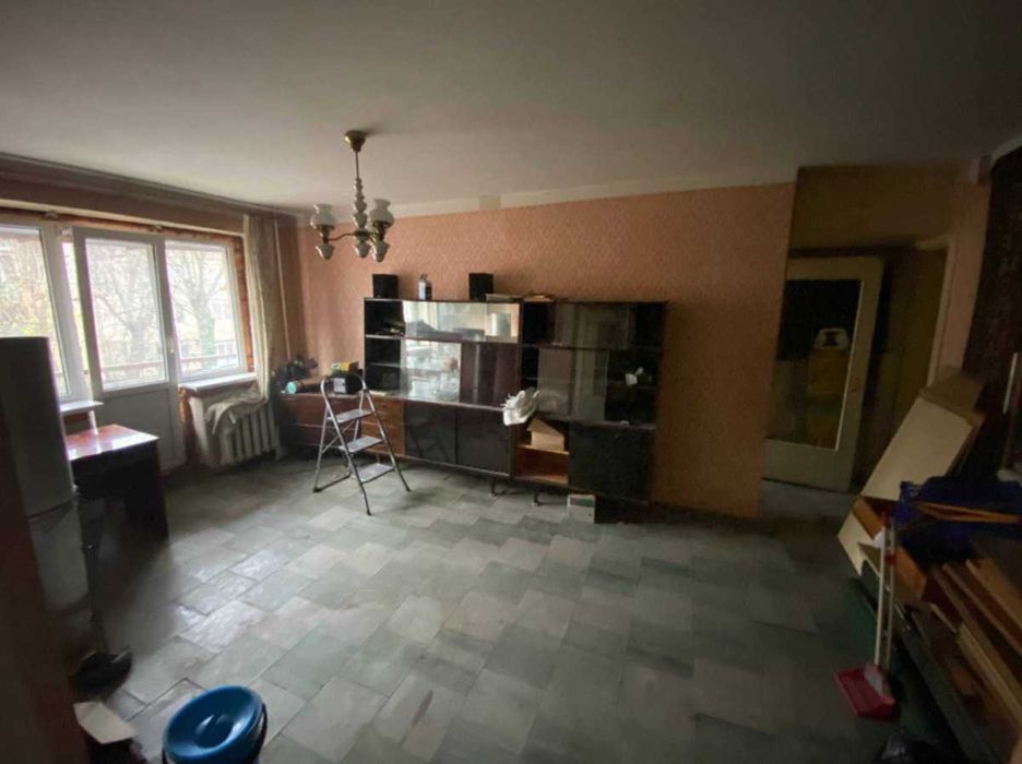 Продам 3к. квартиру пр-т П. Орлика 19а