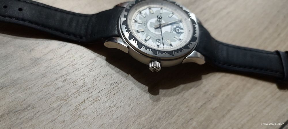 Belstaff Automatik, обмін iPhone