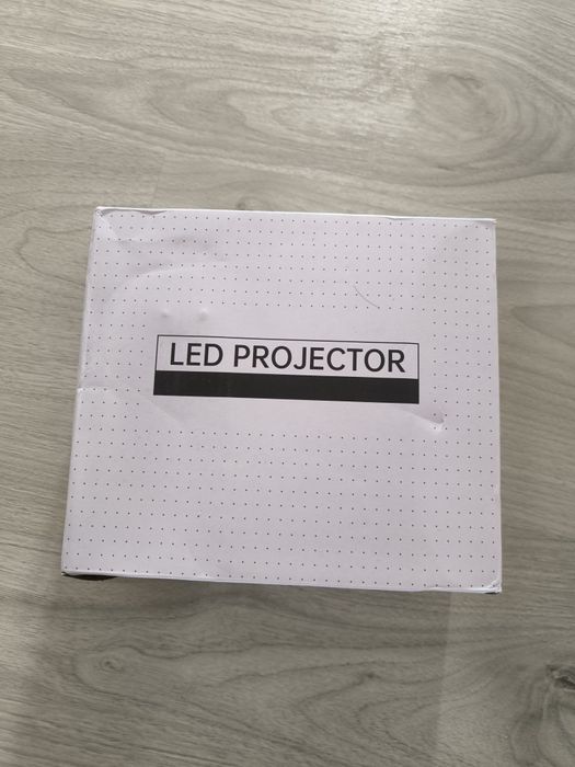 Vendo projetor Led novo