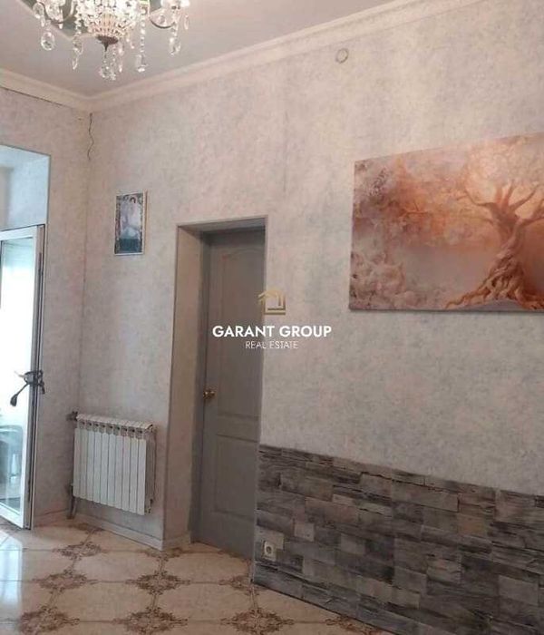 Чотирьохкімнатна квартира на Молдованці