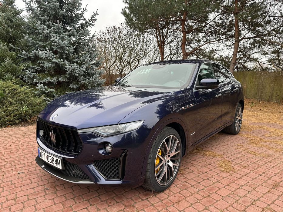 Maserati Levante S Q4 TrofeoEdytion ErmenegildoZegna Jedwab Skóra Automat Carbon Kamery
