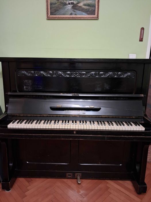 Pianino PAHMEIER und-co. LEMGO-LIPPE niemieckie