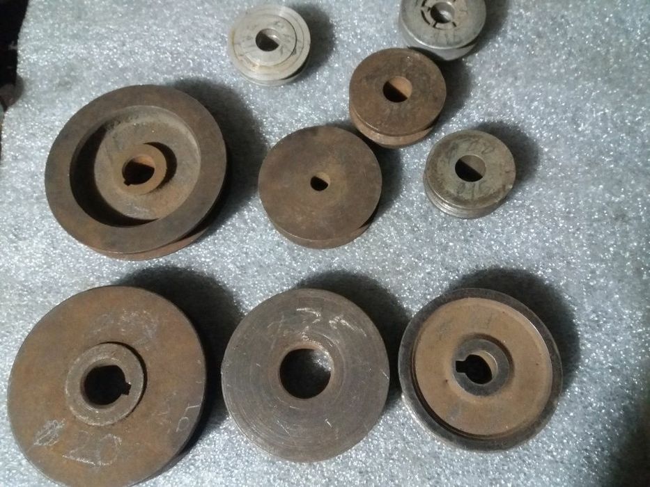 Продам шкивы разные