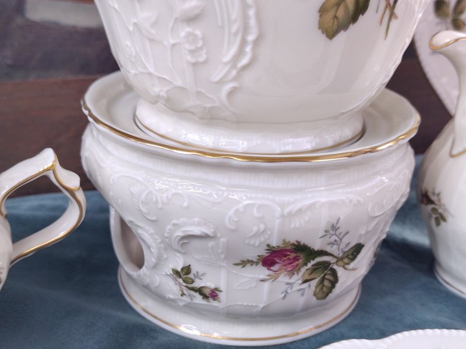 ROSENTHAL SANSSOUCI Moosrose ecru- Serwis kawowy dla 6 osób.