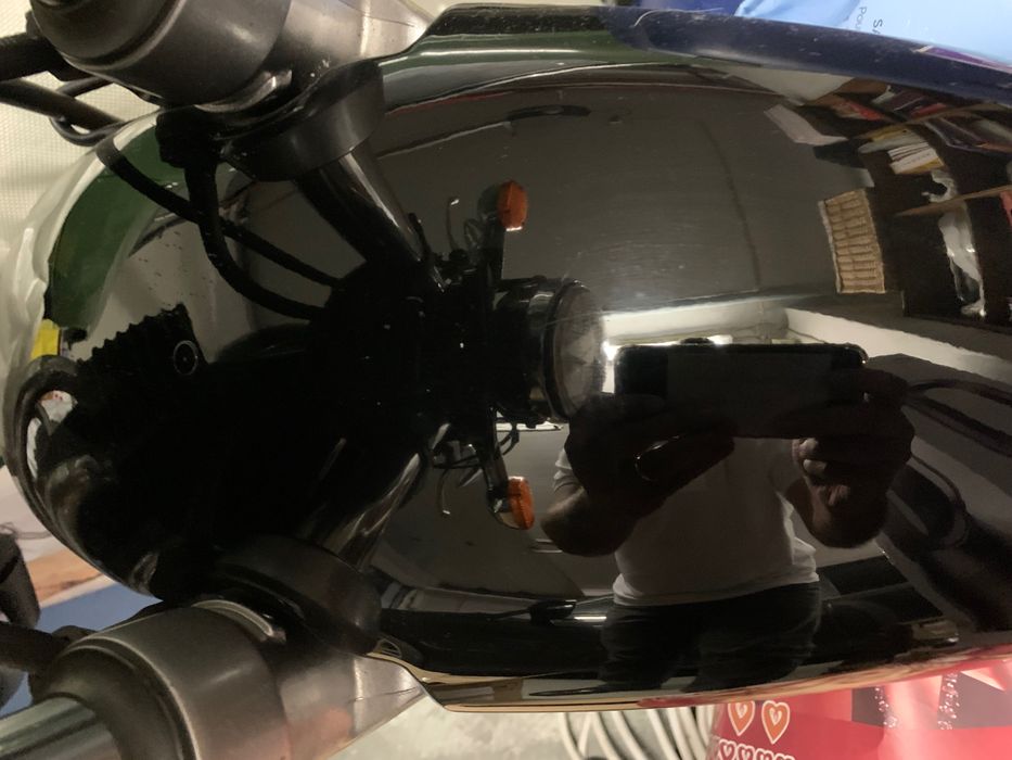 Honda seven fifty 1993 apenas 22.000km. Como nova. Revisão na Honda