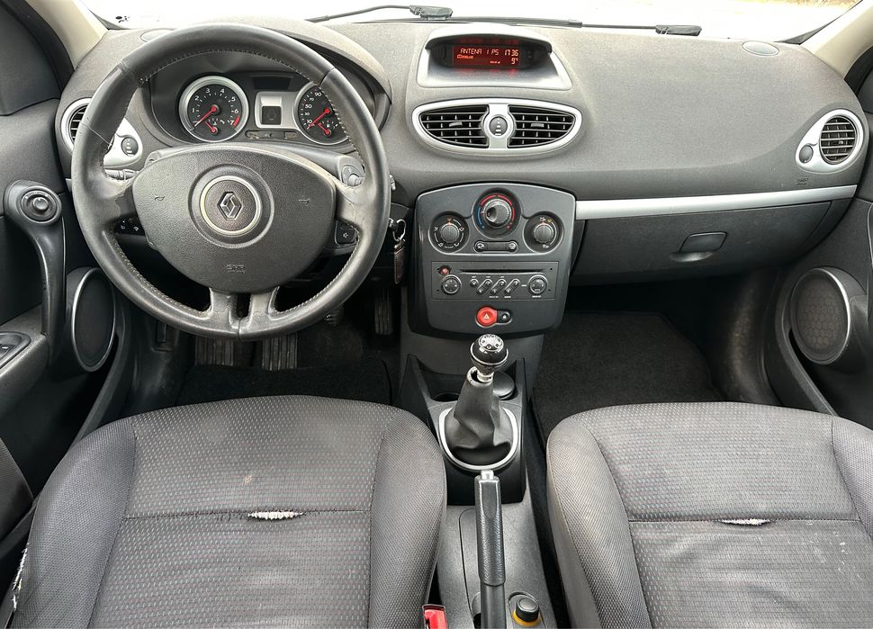 Renault Clio 1.2 16v - 100cv - 2008/12