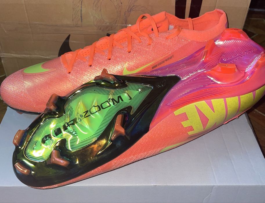 Nike Zoom Mercurial Vapor 16 Elite FG з ексклюзивної колекції Cosmic Speed