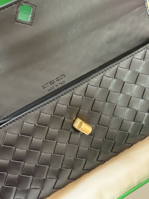 Сумка багет , клатч  Bottega Veneta чорна шкіра