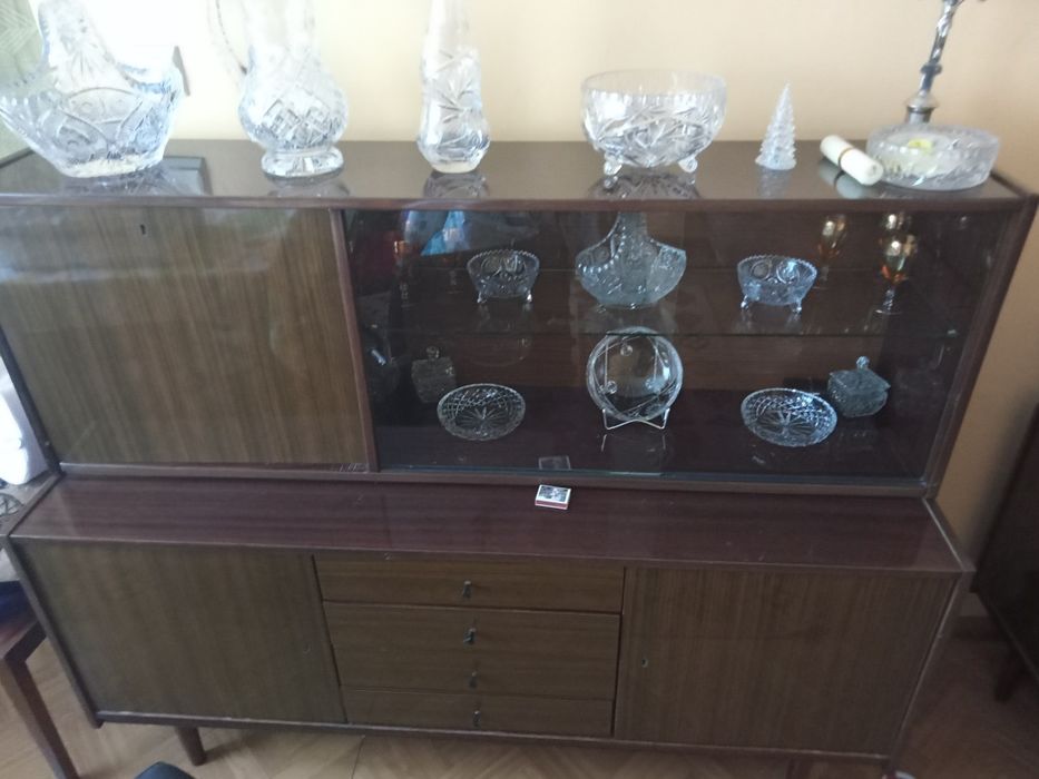Stare meble PRL komplet szafa kredensy stół maszyna szycia Komplet nr2