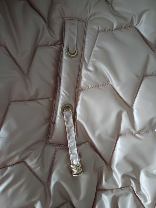 Długa kamizelka pikowana SM Collection DOTI beżowa