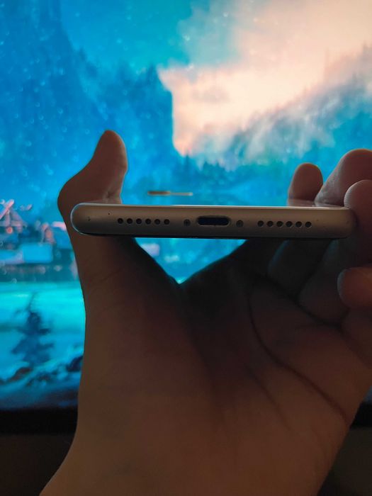 iPhone 11 64 GB White | Neverlock | 81 % АКБ