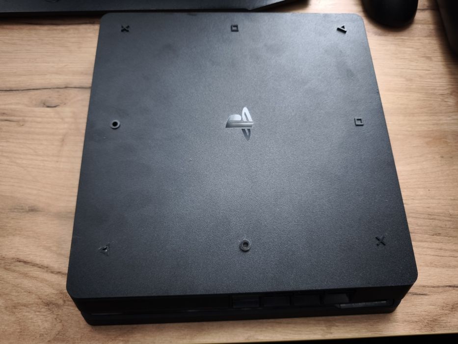 Konsola PlayStation 4 slim 500gb