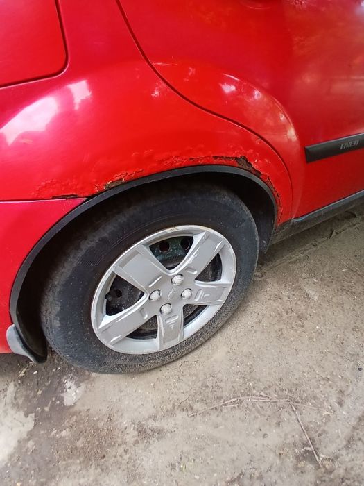 Продам машину Chevrolet Aveo