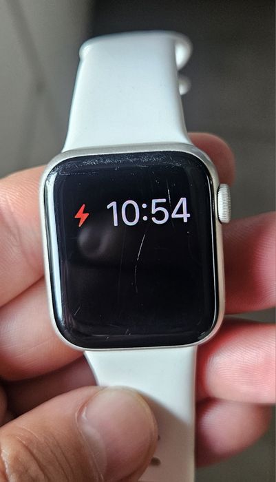 Apple watch se2 40mm silver