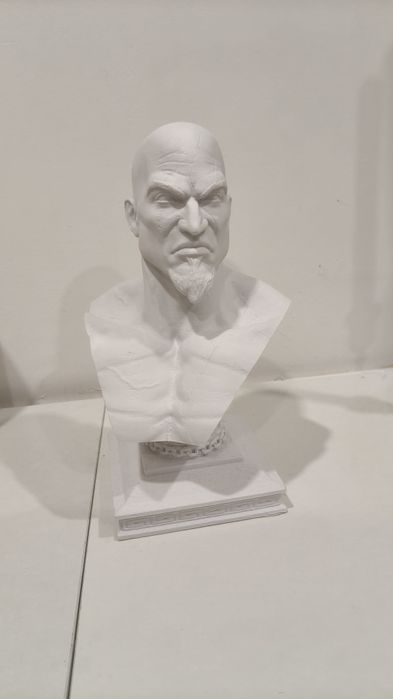 Estátua  busto Kratos God of War