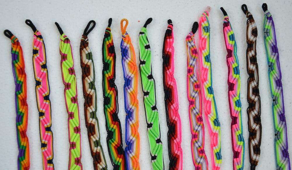 Oryginalne eleganckie peruwiańskie ręcznie robione bransoletki