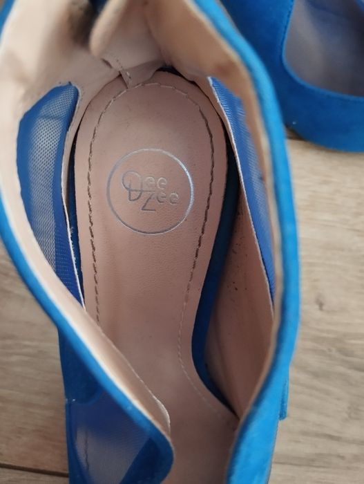 Piękne zamszowe wysokie szpilki botki z siateczką na lato chabrowe 38