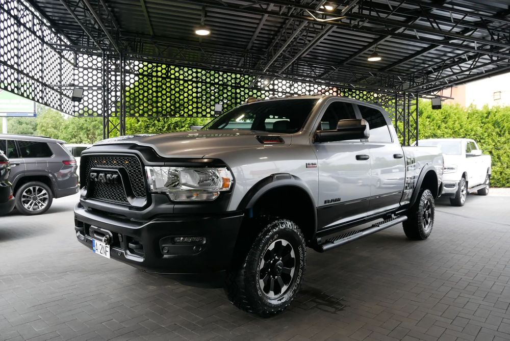 RAM 2500 Powerwagon 2500 Heavy Duty 6400cm3 410KM 6os 3 amort. Wyciągarka Warn