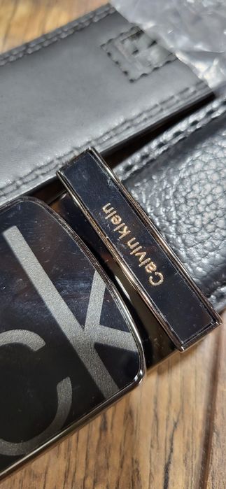 Czarny pasek męski premium klamra logo połysk 120 cm