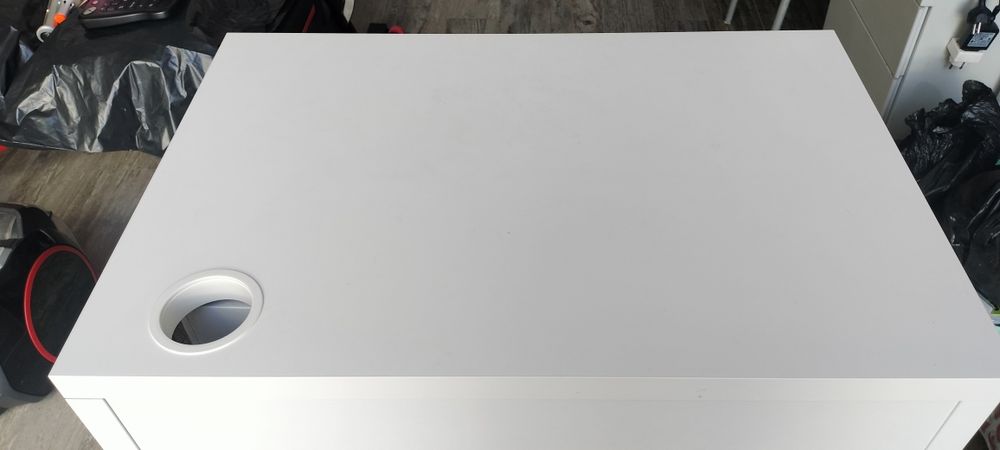 Secretária branca MICKE IKEA