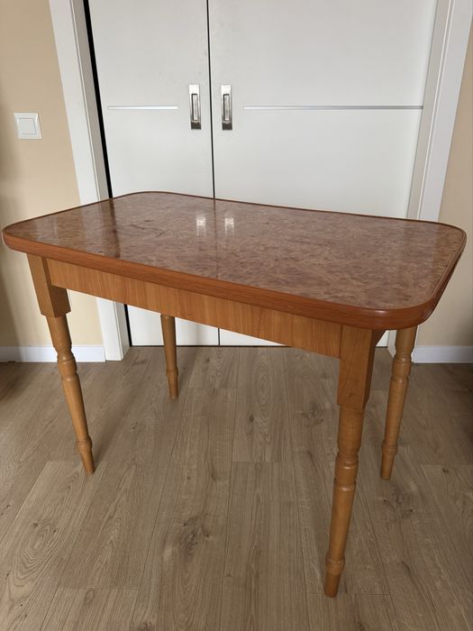 Кухонний стіл  б/у