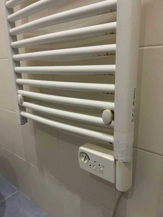 Radiador/Aquecedor de toalhas - Casa de banho