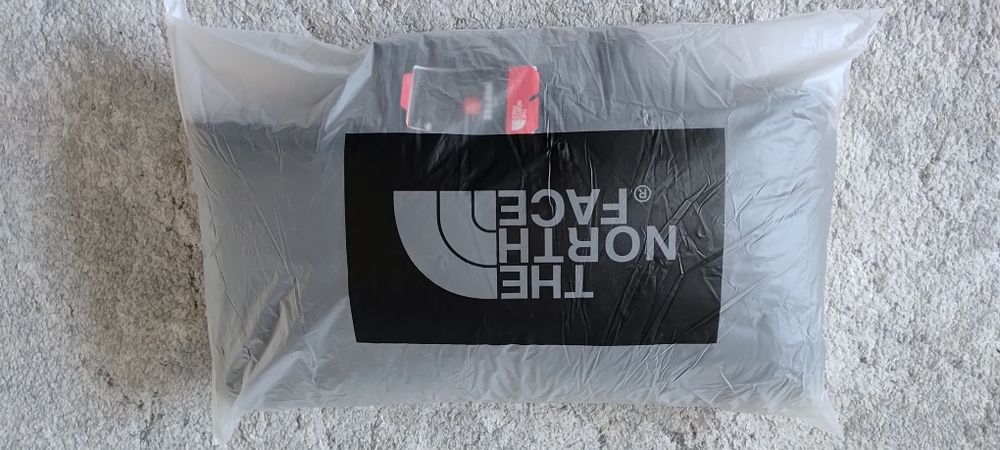 Czarna kurtka The North Face