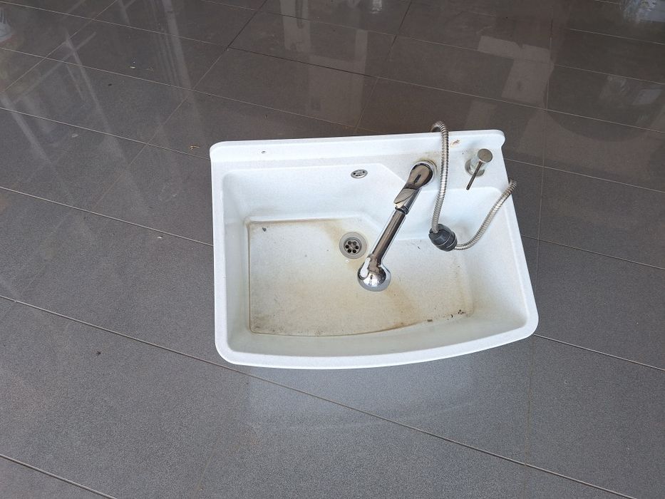 Zlewozmywak do garażu