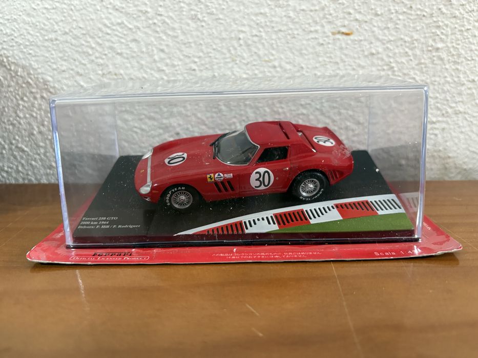 1/43 miniaturas ferrari racing - novas