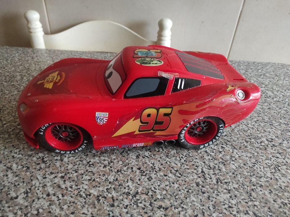 Carro MCQUEEN da Disney Pixar Cars