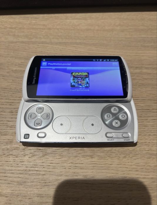 Sony Xperia Play R800i