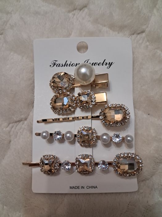 Zestaw pięknych spineczek, odcienie złota,  bursztyny