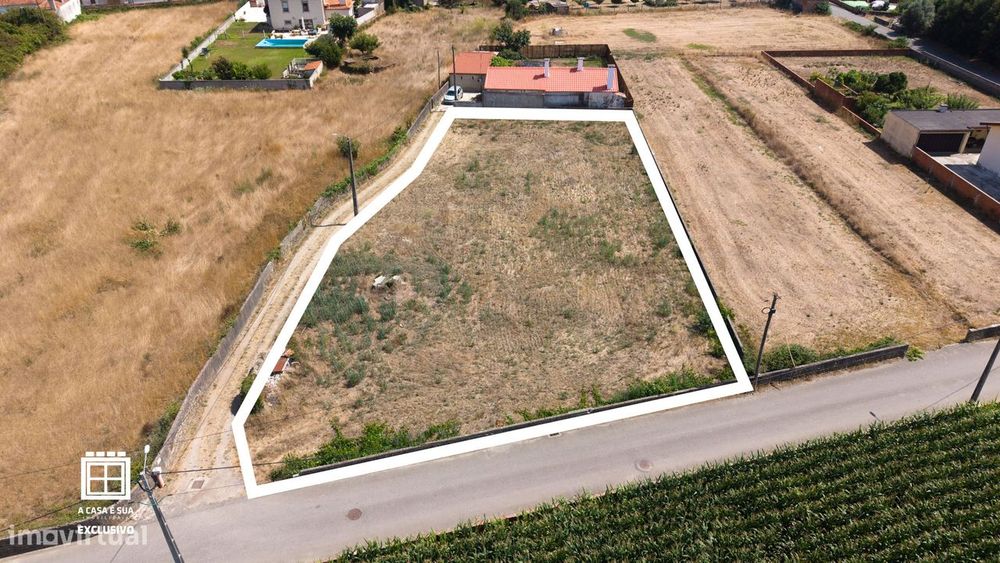 Terreno c/ Projeto Aprovado p/ Moradia Térrea T2 no Sargaçal, Ovar